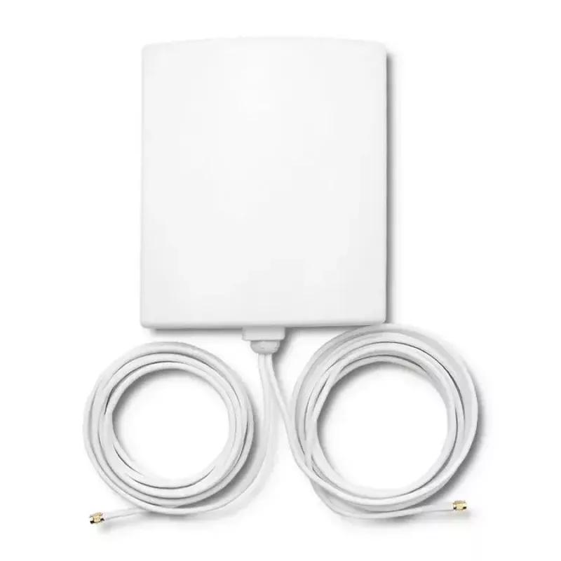 Antena direccional exterior 5G LTE QOLTEC 57022 — 14 dBi, 700–3800 MHz, 50 Ω, carcasa de cobre