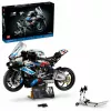 Modelo de moto LEGO Technic BMW M1000RR 42130 con motor detallado y suspensión funcional
