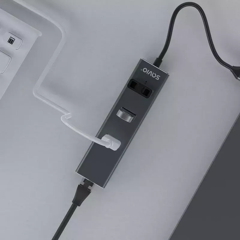 Hub USB-C SAVIO AK-57 con 3× USB-A, RJ-45 Gigabit Ethernet (5000 Mbit/s), aluminio gris