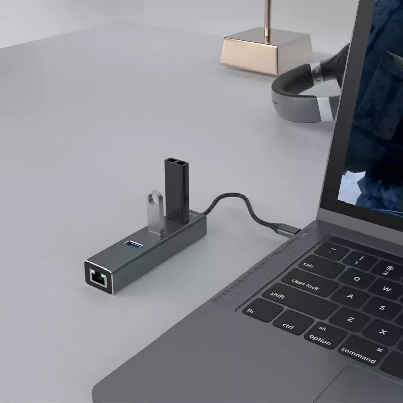 Hub USB-C SAVIO AK-57 con 3× USB-A, RJ-45 Gigabit Ethernet (5000 Mbit/s), aluminio gris