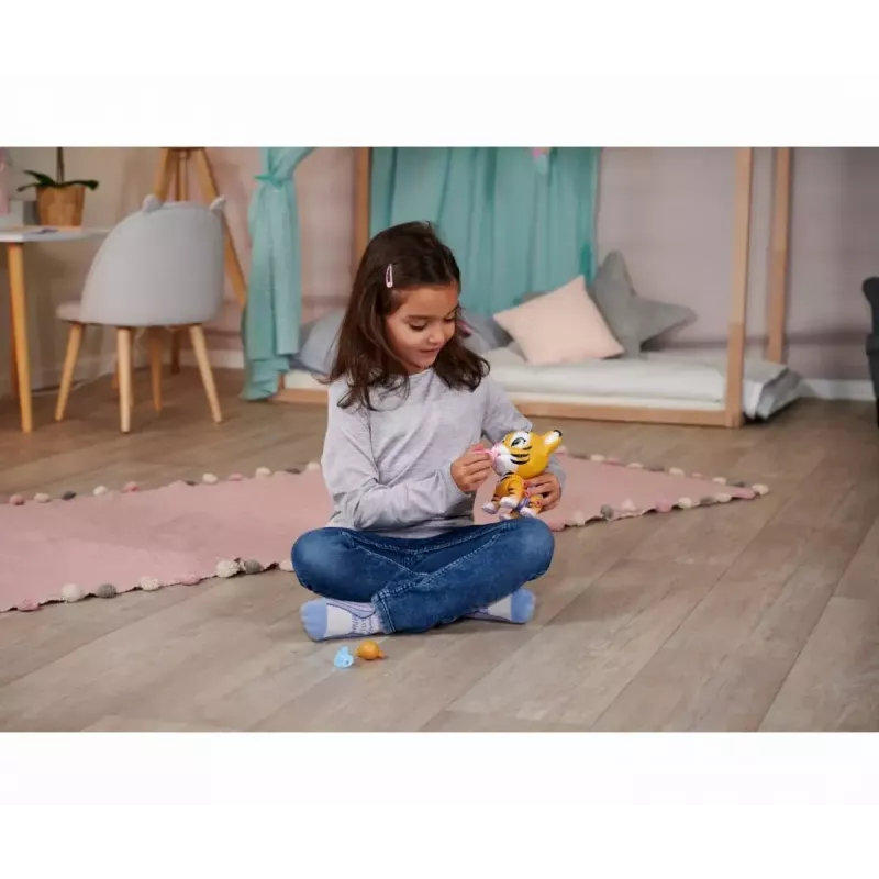 Figura coleccionable SIMBA Tiger (modelo 105953575) – pequeña figura de animal detallada