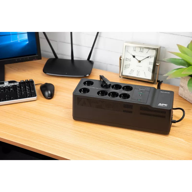 APC Back-UPS BE850G2-GR - Alimentación de emergencia 8 tomas, 850VA, 2 cargadores USB, 1 puerto de datos USB
