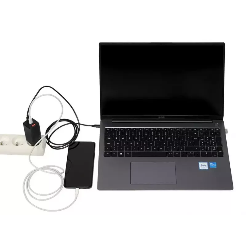 Cargador de CA para dispositivos móviles IBOX ILUC65B — 65 W, 3x USB (2x USB‑A Gen1, 1x USB‑C), negro, 100–240 V