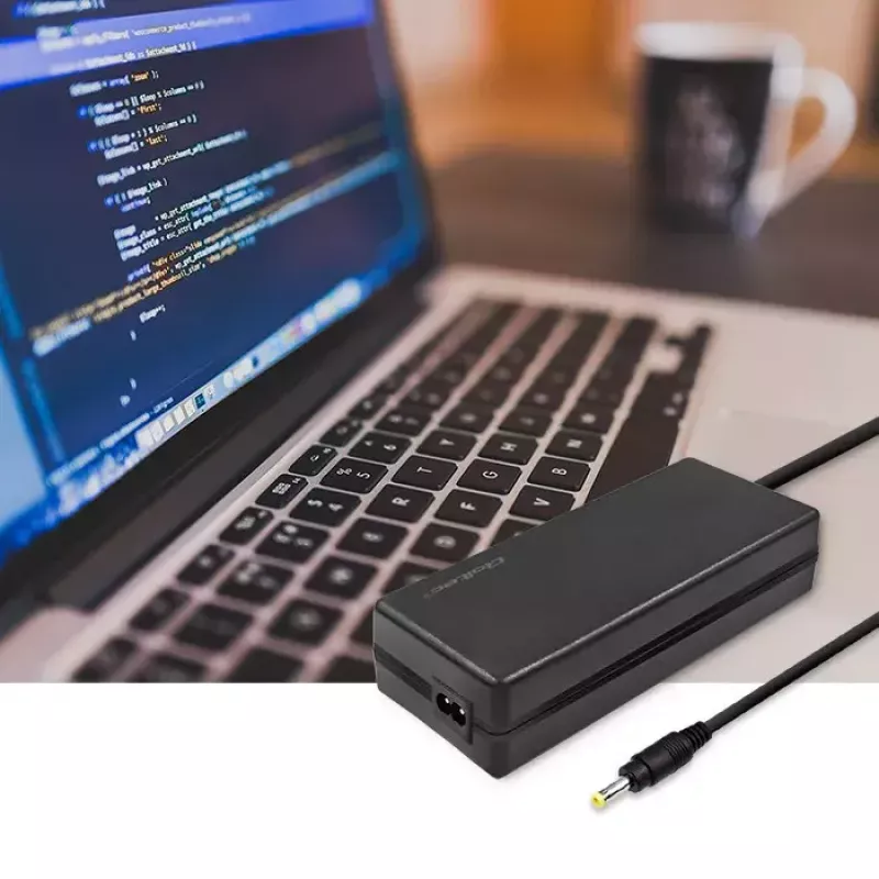 Fuente de alimentación Qoltec 51037 120W para interiores negra para portátil
