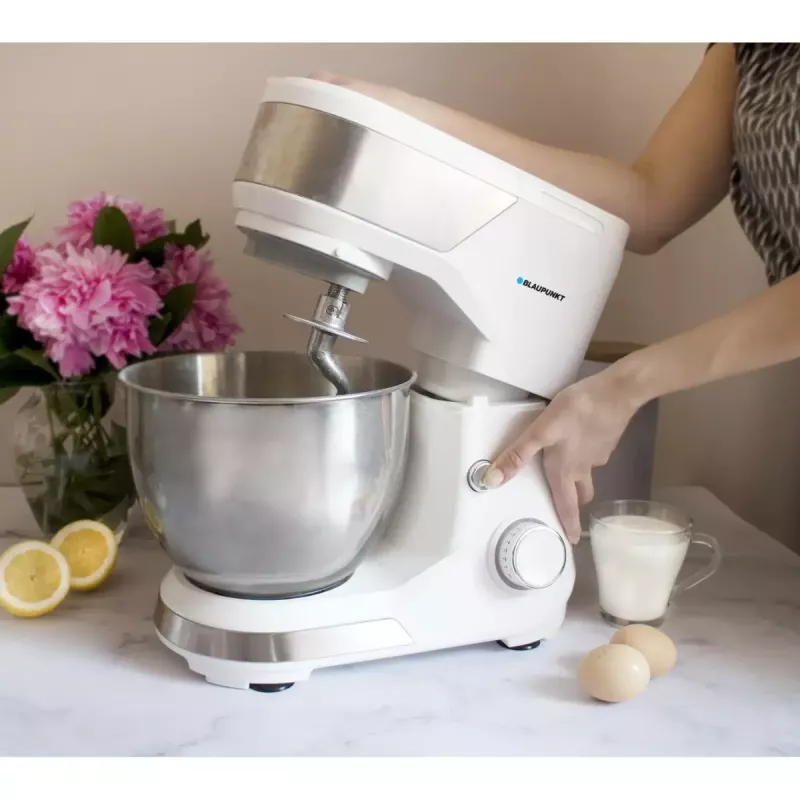 Batidora de vaso BLAUPUNKT SMM501 — bol de acero inoxidable de 5 l, 1000 W, cabezal basculante, mando giratorio, blanca