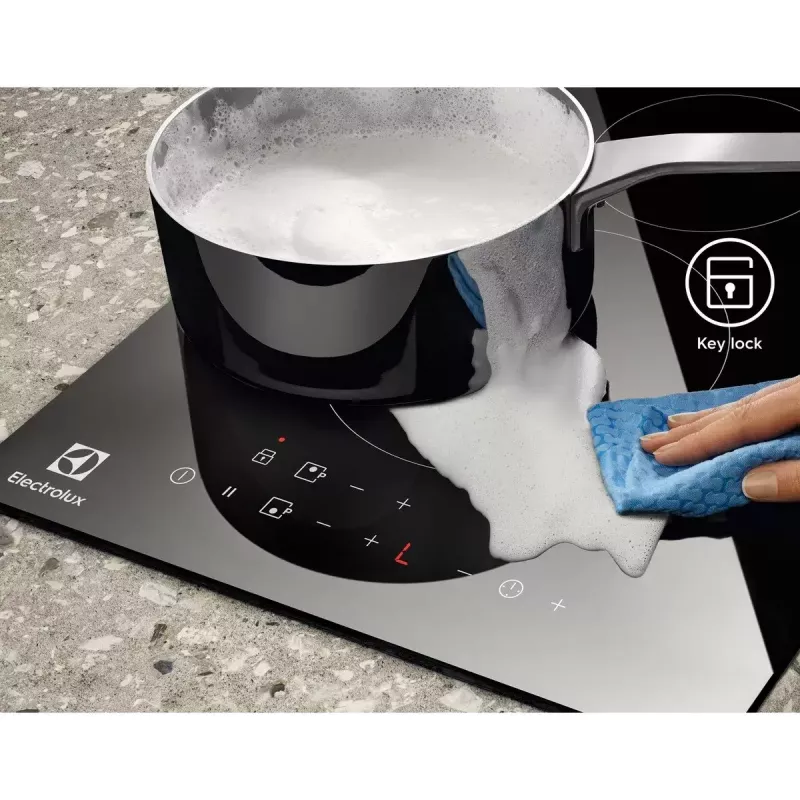 Placa de inducción Electrolux LIT30230C — 2 zonas de empotrar, 29 cm de ancho, negra, control táctil, zonas de 210/145 mm