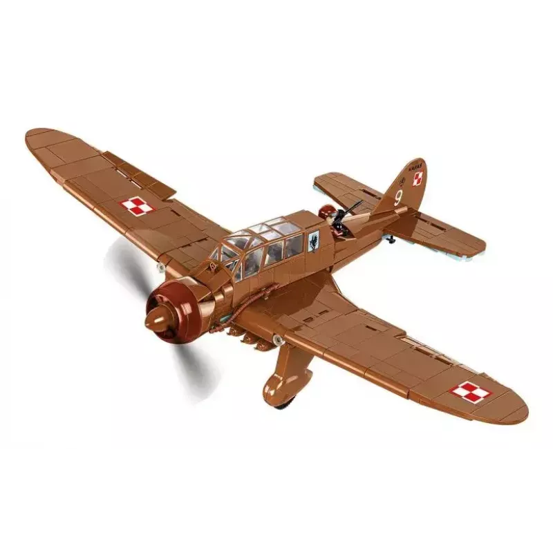 Set de construcción Cobi PZL.23 Karaś 586 piezas