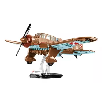 Set de construcción Cobi PZL.23 Karaś 586 piezas