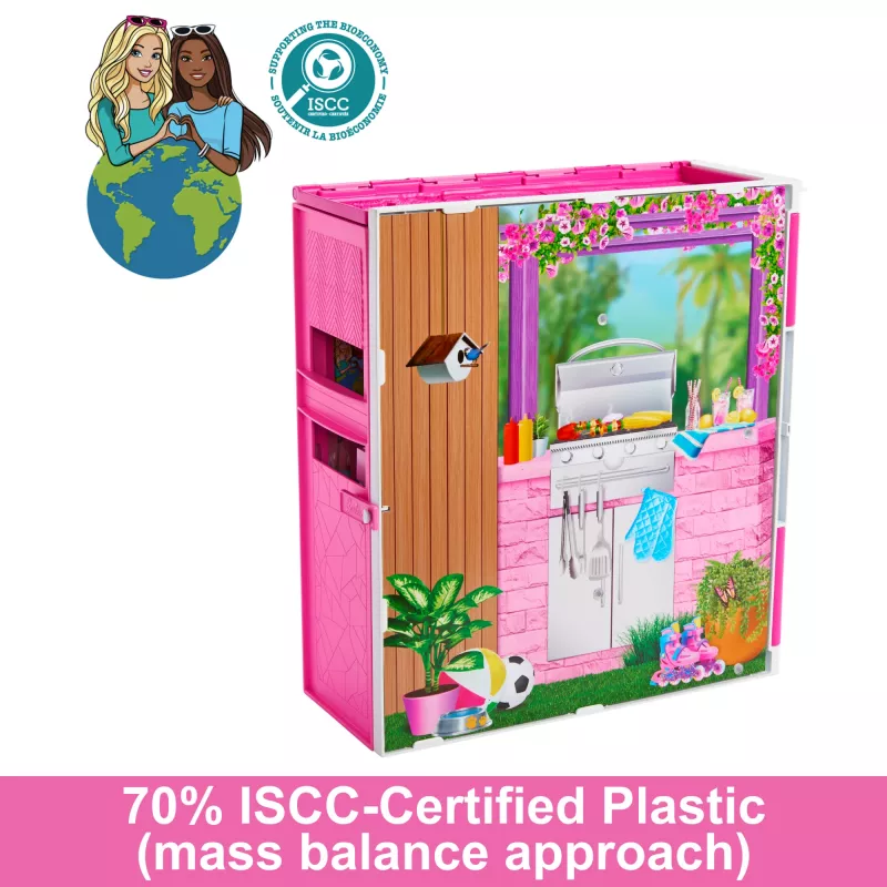 Casa de muñecas Barbie Getaway con muñeca, 4 zonas de juego y 11 accesorios de decoración