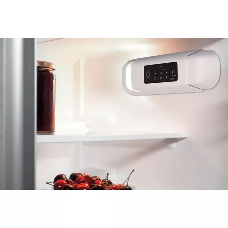 Whirlpool WBUL021 Frigorífico integrado 144 L blanco