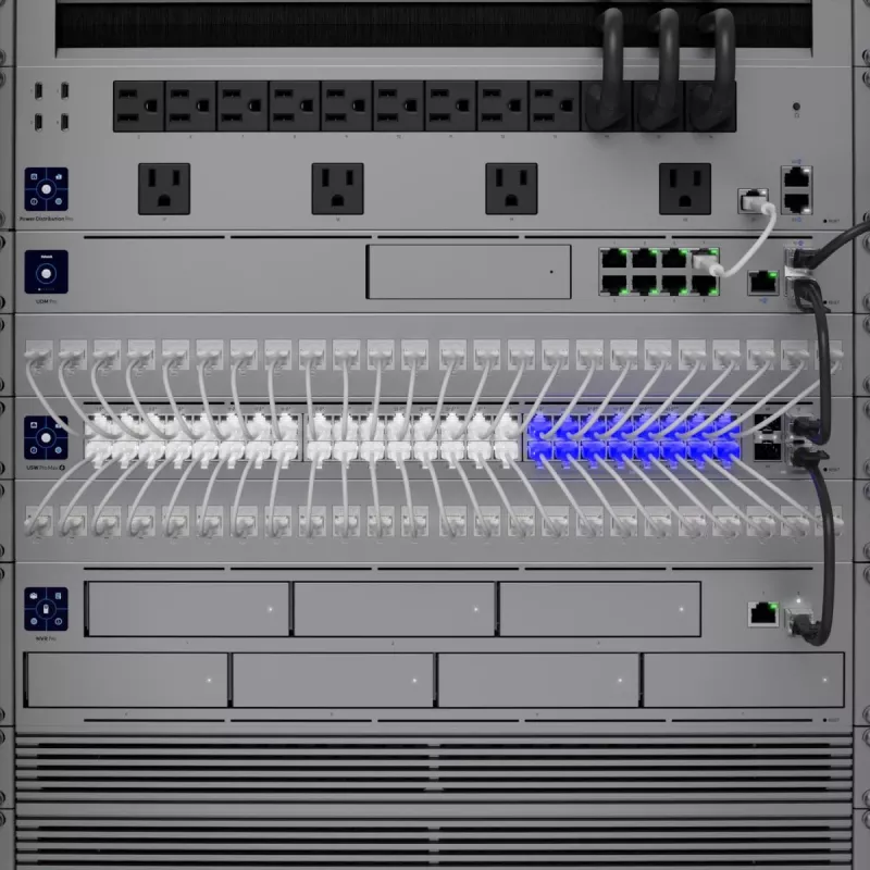 Ubiquiti UniFi USW-Pro-Max-48-PoE switch gestionable de 48 puertos 2,5G/Gigabit PoE++, 4x SFP+