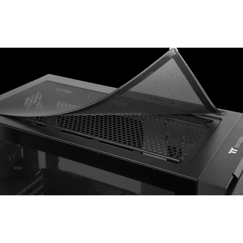 Caja Thermaltake Versa XM1 Tempered Glass Midi Torre, negra