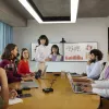 HP Poly Studio E60 Cámara inteligente 4K MPTZ con zoom óptico 12x