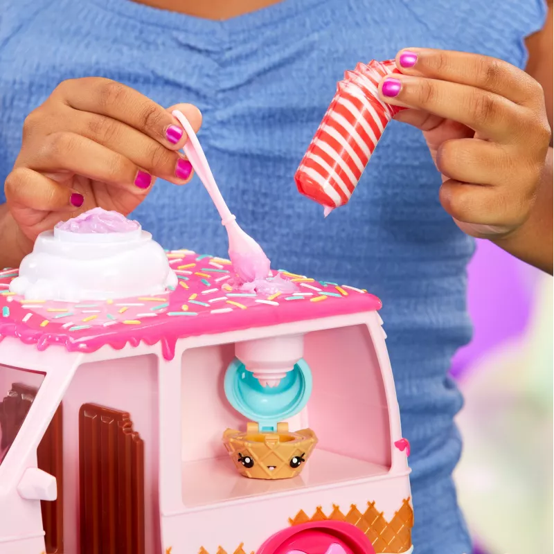 Colgante muñeca camión de lipgloss Yummiland MGA Entertainment