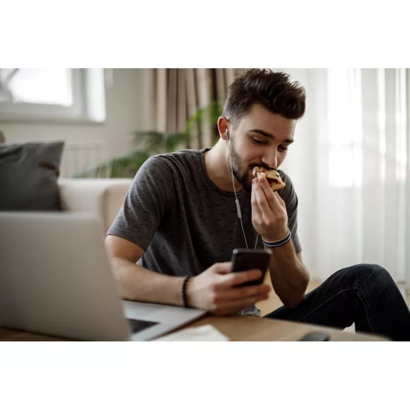 JVC HA-FR17UC auriculares internos con cable, USB-C, micrófono, transductor de 10,7 mm, 1,2 m, IPX2, blancos