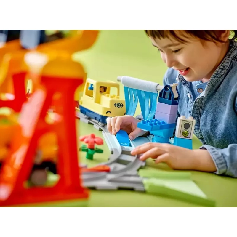 Set de tren de juguete LEGO DUPLO 10428 Gran tren comunitario interactivo — gran tren interactivo para niños pequeños