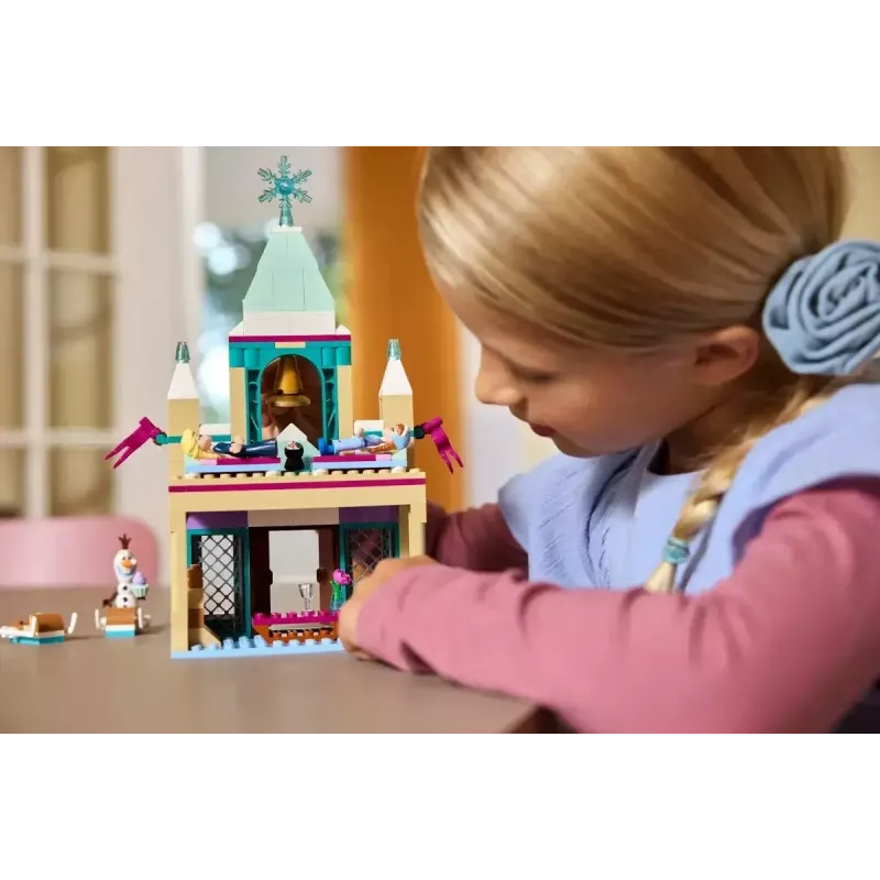 Juguete de construcción LEGO Disney Princess Castillo de Arendelle 43265 – 177 piezas, 3 minifiguras, a partir de 5 años, set de exposición (250×60×40 mm)