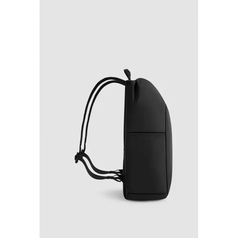 XD Design P706.2801 Urban Water Resistant mochila antirrobo, 20/26 l, compartimento para portátil de 16 pulgadas, negra