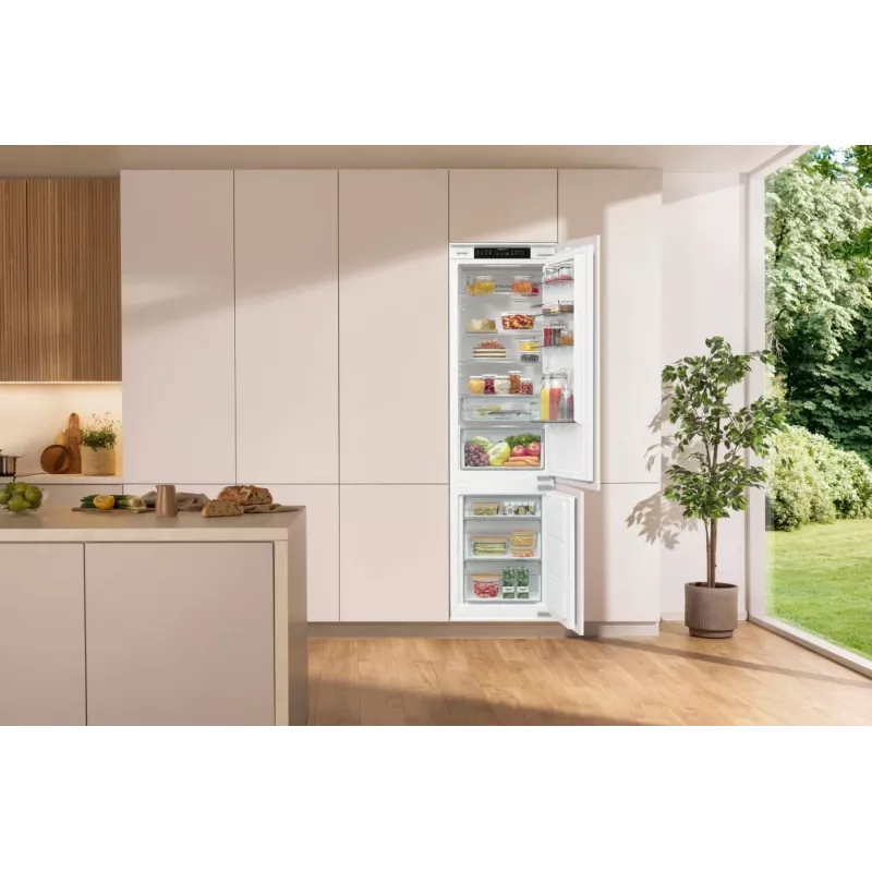 Gorenje NRKI519E41 frigorífico combi integrable, 284 l, NoFrost DualAdvance, 6 kg/24 h, clase energética E, blanco