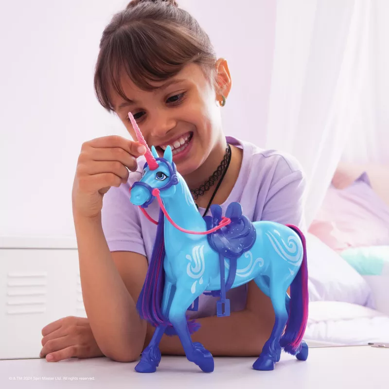 Spin Master Unicorn Academy 6067376 figura del unicornio River, a partir de 4 años