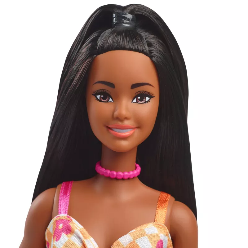 Muñeca Barbie Fashionistas n.º 233 con midivestido de flores a cuadros, pelo negro