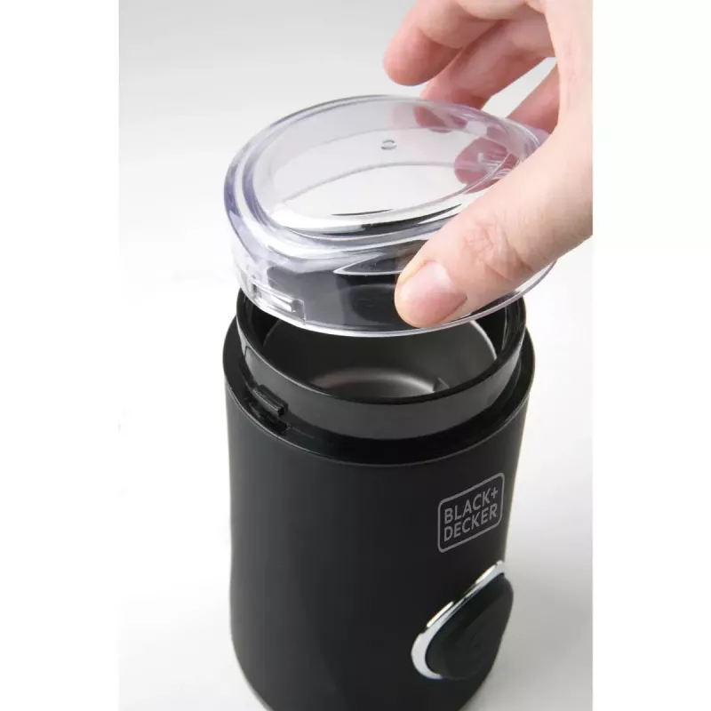 Molino de café Black & Decker BXCG150E — 150 W, capacidad 50 g, cuchillas de acero inoxidable, control por botones
