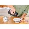 Molino de café Black & Decker BXCG150E — 150 W, capacidad 50 g, cuchillas de acero inoxidable, control por botones