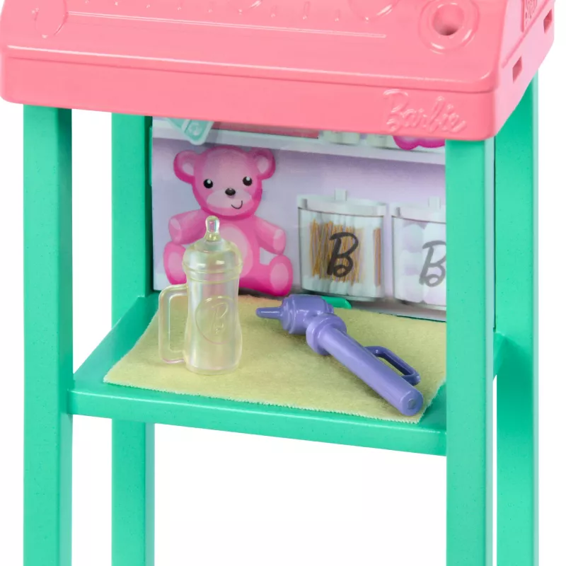 Muñeca Barbie Baby Doctor con muñeca de moda rubia, 1 muñeca bebé, muebles y accesorios