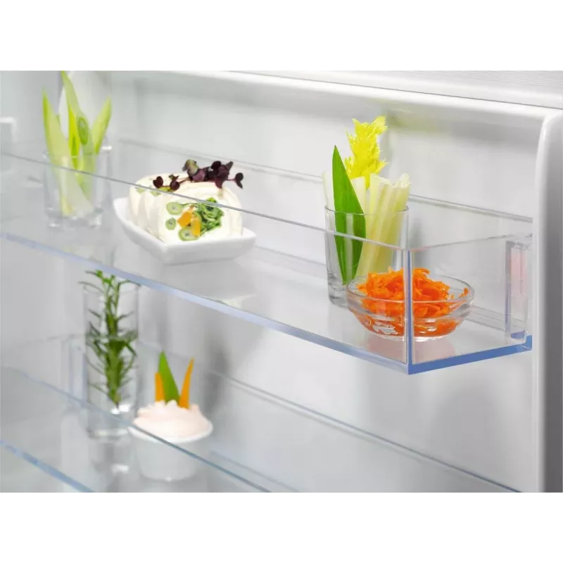 Frigorífico integrable Electrolux LNT6NE18S – 257 L, control táctil, congelador abajo, No Frost, Blanco