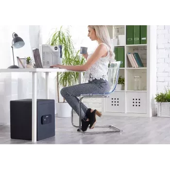 Caja fuerte de pie Yale YSEB/400/EB1 acero negro con cerradura de combinación