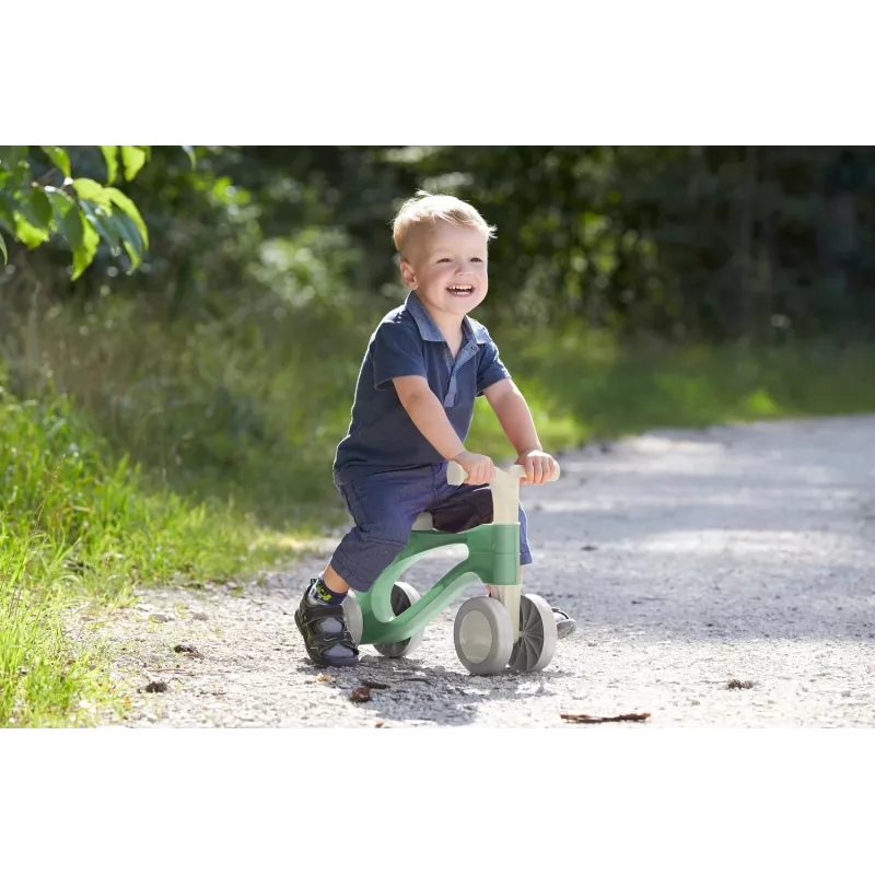 Patinete Lena My First Scooter verde pastel modelo 07192 para niños pequeños