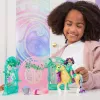 Unicorn Academy, set de juego de muñeca Ava y establo de hoja con cambio de color, idea de regalo de Pascua, 15 accesorios, muñecas y juguete de unicornio para niñas a partir de 4 años