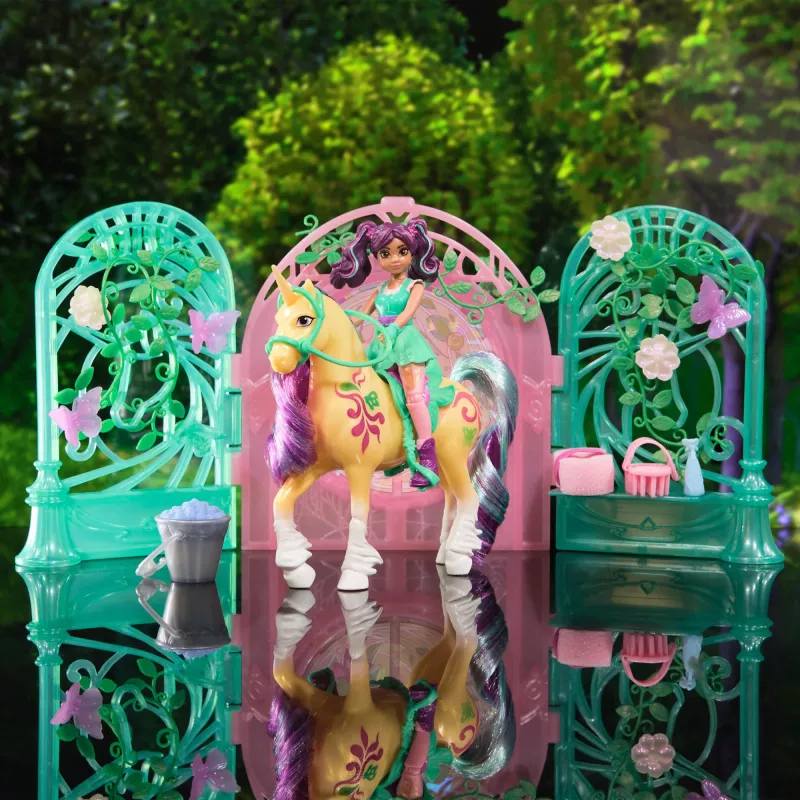 Unicorn Academy, set de juego de muñeca Ava y establo de hoja con cambio de color, idea de regalo de Pascua, 15 accesorios, muñecas y juguete de unicornio para niñas a partir de 4 años