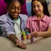 Unicorn Academy, Ava y hoja mágica de plantas con efecto luminoso, 2 accesorios de equitación, muñecas y juguete de unicornio para niñas a partir de 4 años
