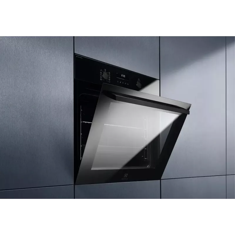 Horno integrable Electrolux EOD6F77WZ SteamBake 600, 72 L, limpieza catalítica, A+