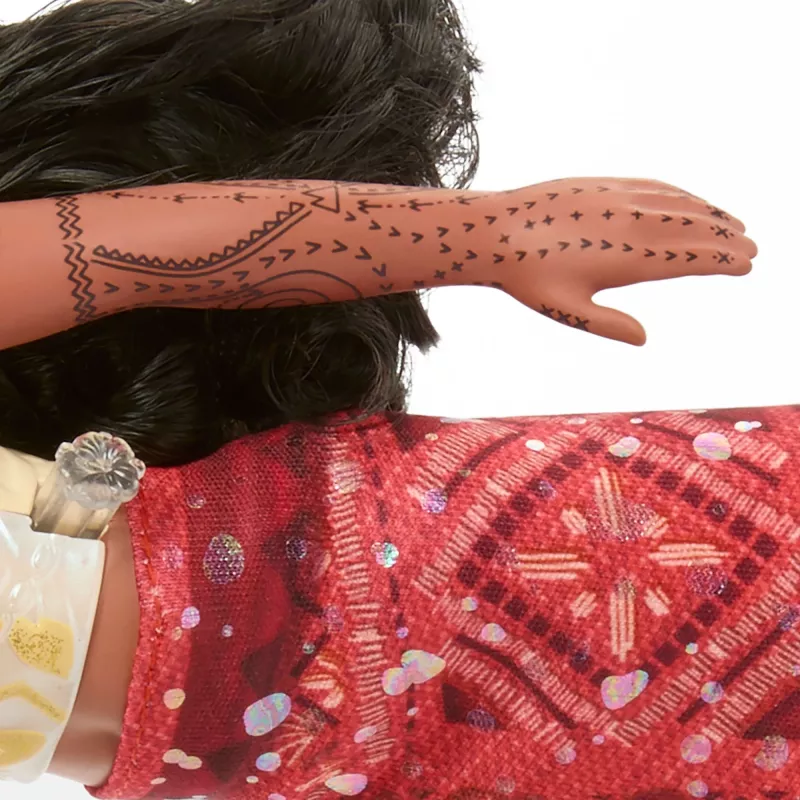 Juguete Disney Vaiana 2, muñeca de moda Vaiana Tautai flotante con 2 accesorios y parte superior que cambia de color