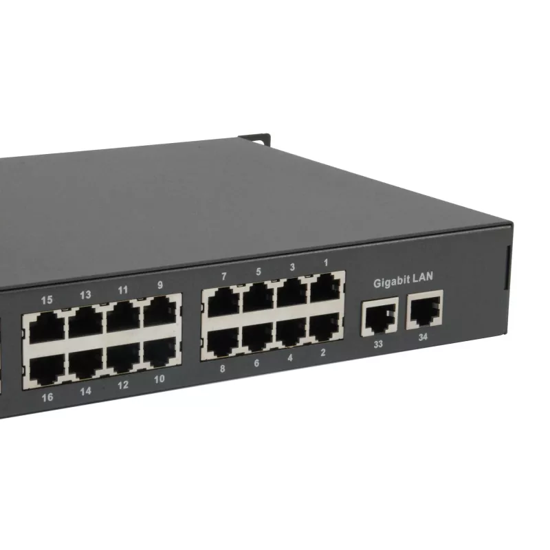LevelOne Switch PoE Fast Ethernet de 34 puertos, 802.3at/af PoE, 32 salidas PoE, 2 x Gigabit RJ45, 380W