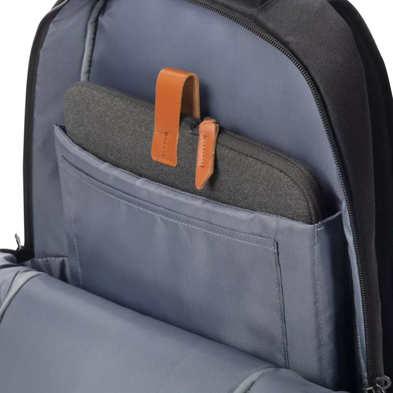 DICOTA Skin Urban Antracita – Funda para MacBook de 14 inch – Antracita / Tejido de neopreno de poliéster reciclado