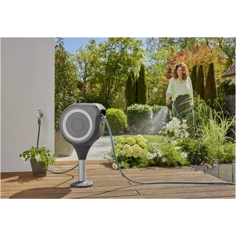 Caja para manguera de terraza Gardena RollUp S, 15 m, blanco / gris