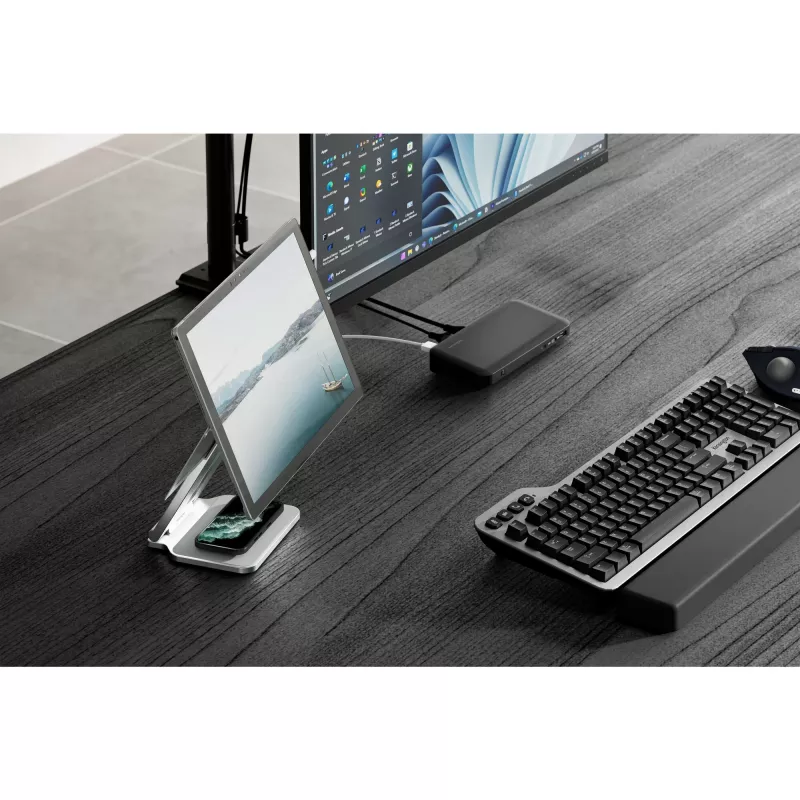 Soporte elevado Kensington para Surface, Platino, Aluminio, Goma, Poliuretano termoplástico (TPU), Zinc, 126,4 mm, 139,3 mm, 193 mm, 612 g