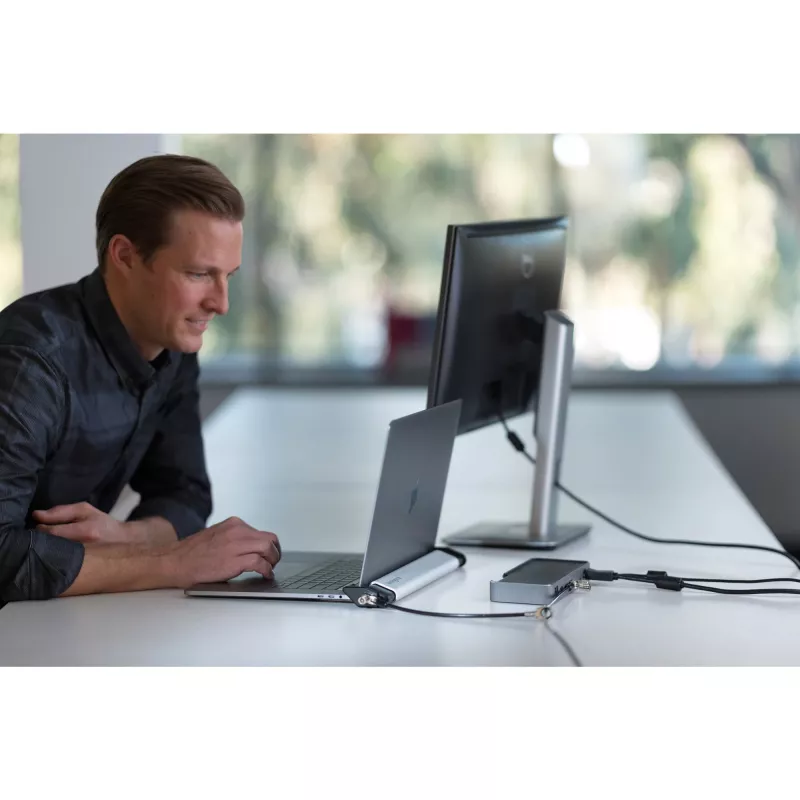 Kensington Laptop Locking Station 2.0 sin cerradura para combinar con cerraduras de la misma llave
