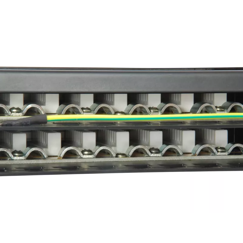 Equip Patch Panel 48 puertos Cat.6 apantallado, negro