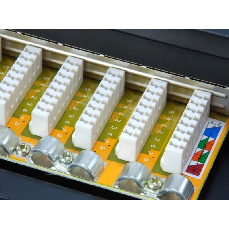 Equip Patch Panel 16 puertos Cat.6 apantallado, negro, 10/100/1000Base-T(X), Gigabit Ethernet, 1000 Mbit/s, RJ-45, Cat6, montaje en rack