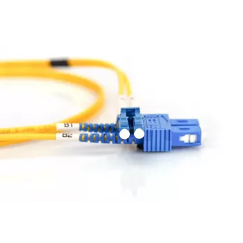 DIGITUS DK-2932-10 latiguillo de fibra óptica, LC a SC monomodo OS2 9/125 µm, Duplex, 10 m