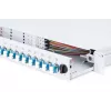DIGITUS Caja de empalme deslizante de fibra óptica, 1U, equipada con 24x LC dúplex, incl. tornillo M25, cassette de empalme pigtails de colores OM4, adaptador
