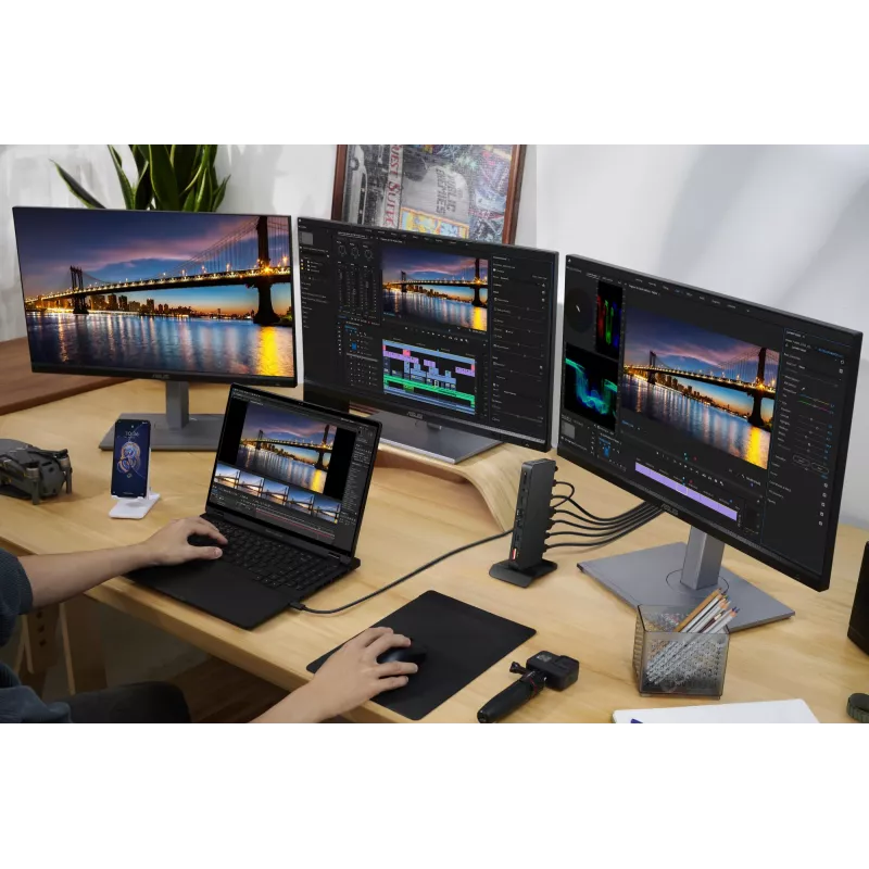 Docking station ASUS DC500 Thunderbolt 4 Triple 4K, 150W PD, 3 pantallas, 2x HDMI 2.1, 2x USB-A, 2x USB2.0, RJ-45, MicroSD