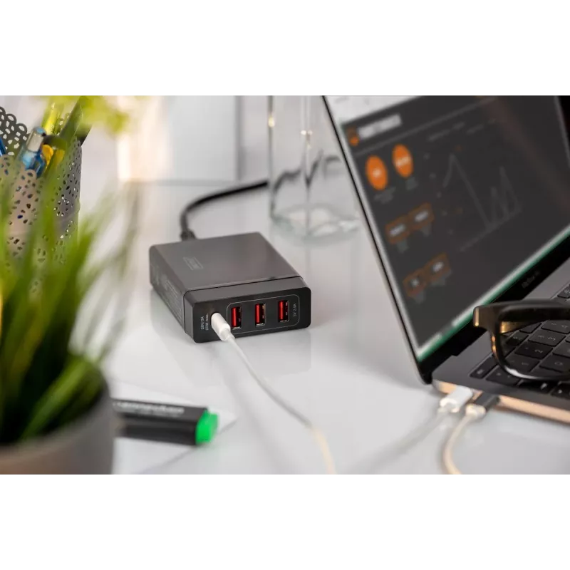 DIGITUS cargador USB de 4 puertos, 72 W 1x USB-C (PD) 5,9,15,20 V/3 A, 3x USB-A 5 V/2,4 A, negro