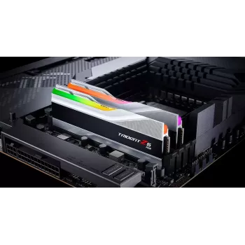 DIMM 32 GB DDR5-6400 (2x 16 GB) Dual-Kit, memoria RAM plateada, F5-6400J3239G16GX2-TZ5RS, Trident Z5 RGB, INTEL XMP