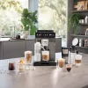 Cafetera combinada De’Longhi ECAM450.86.T — superautomática, depósito de agua de 1,8 l, tolva de café en grano de 300 g, 19 bar, molinillo integrado, pantalla TFT