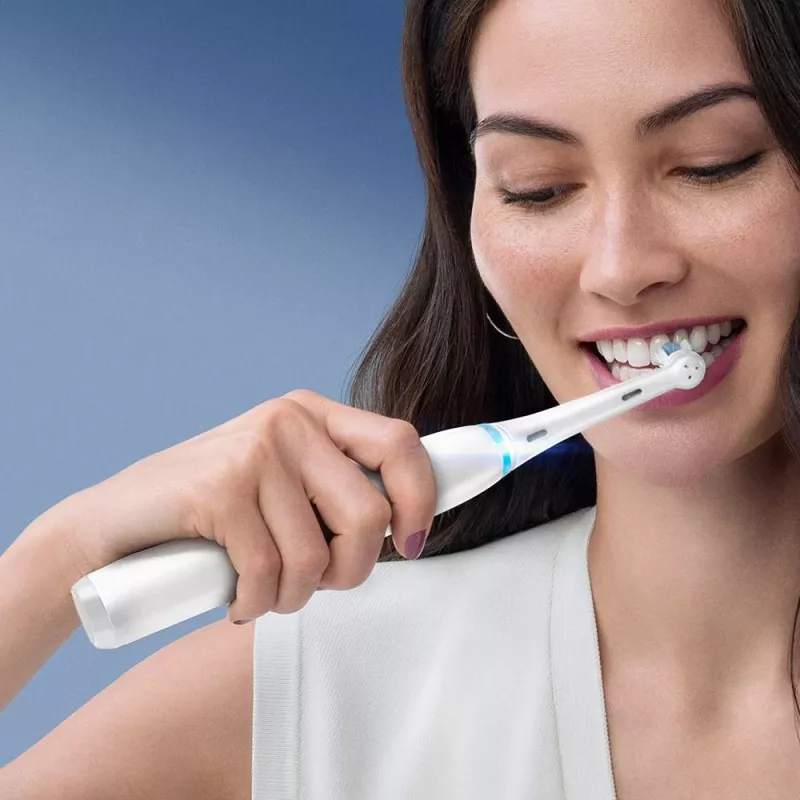 Cepillo de dientes eléctrico Oral-B iO adultos Cepillo de dientes rotatorio Blanco